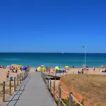 Luxury Penthouse Wstunning Sea Views, Walk To Gale Apartmán Albufeira