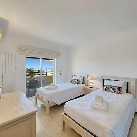 Luxury Penthouse Wstunning Sea Views, Walk To Gale Apartment Albufeira