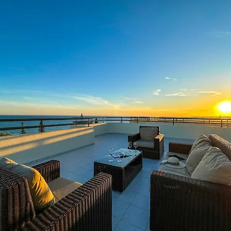 Apartment Luxury Penthouse Wstunning Sea Views, Walk To Gale