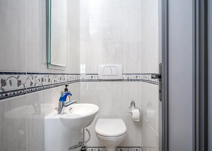 Luxury Penthouse Wstunning Sea Views, Walk To Gale 알부페이라