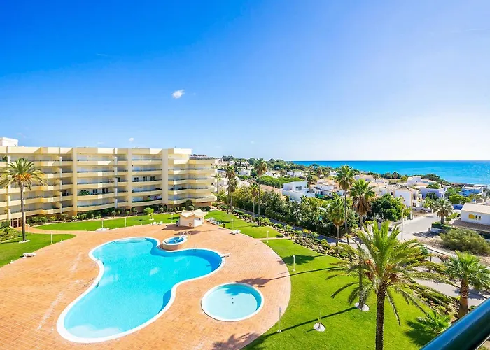 Luxury Penthouse Wstunning Sea Views, Walk To Gale * 알부페이라