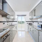 Luxury Penthouse Wstunning Sea Views, Walk To Galé Appartement Albufeira
