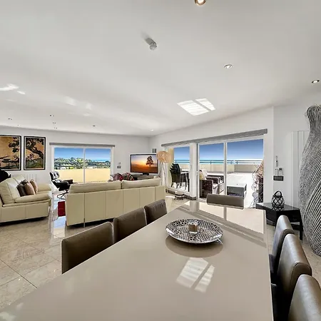 Luxury Penthouse Wstunning Sea Views, Walk To Gale 아파트 *