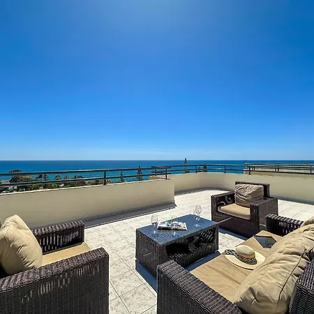 아파트 Luxury Penthouse Wstunning Sea Views, Walk To Gale 알부페이라
